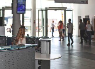 Do czego służy model 5 sił Portera?