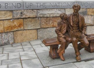 Jak przemywać ranę ze Stripami?